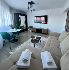 Panoramic Apartment near IULIUS Mall and PREMIERE